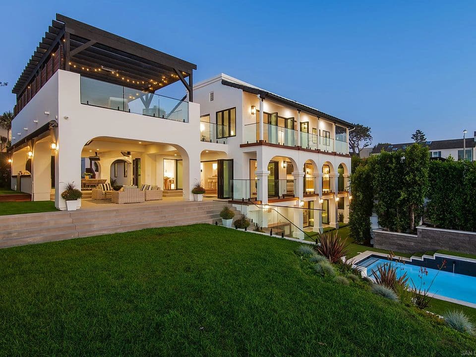 Beautiful San Diego home with professional paint finish